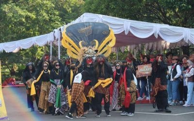 Langkah Sehat Satukan Kebersamaan: Gerak Jalan Dies Natalis UT Ke – 41 Libatkan Mitra Strategis 